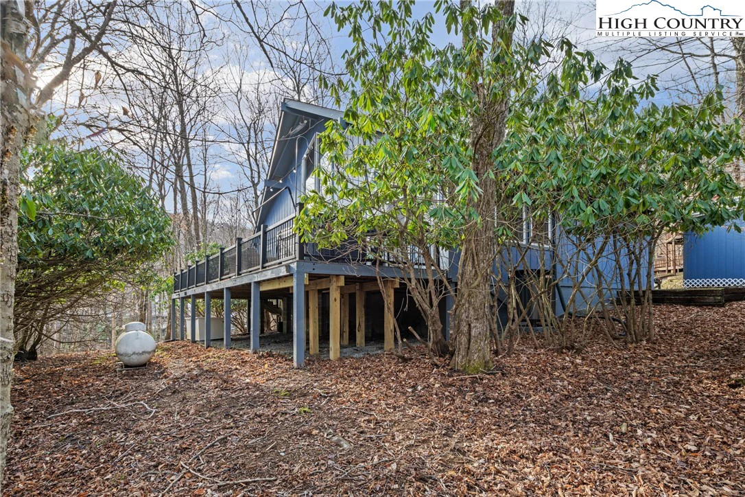 Image number 18 for the current listing