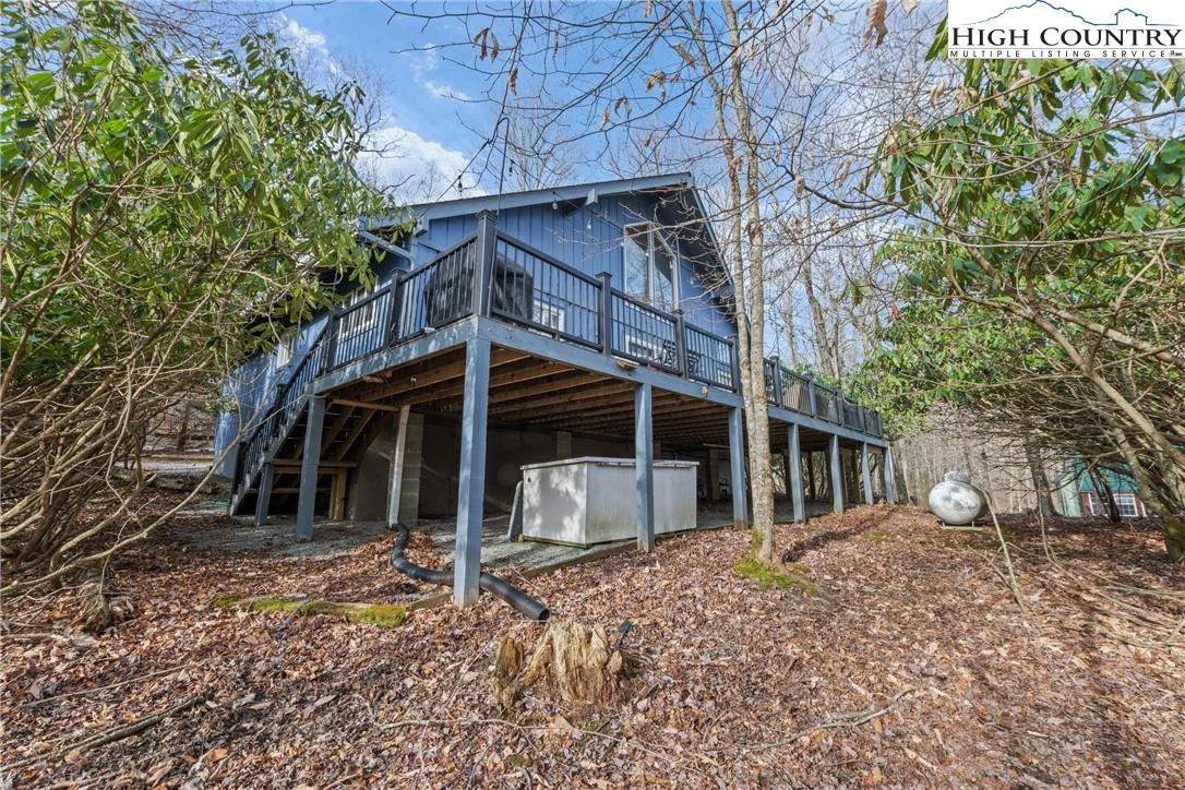 Image number 19 for the current listing