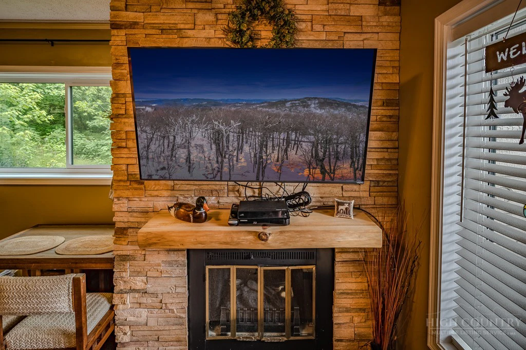 Image number 9 for the current listing