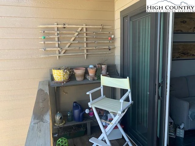 Image number 6 for the current listing