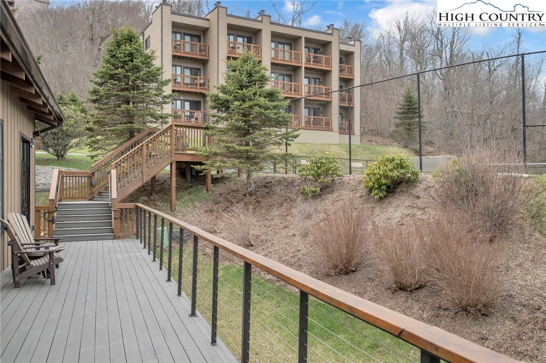 Image number 5 for the current listing