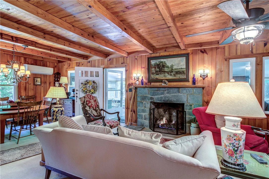 Image number 5 for the current listing
