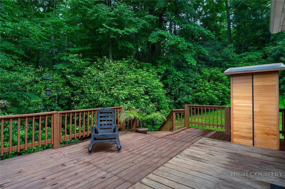 Image number 7 for the current listing