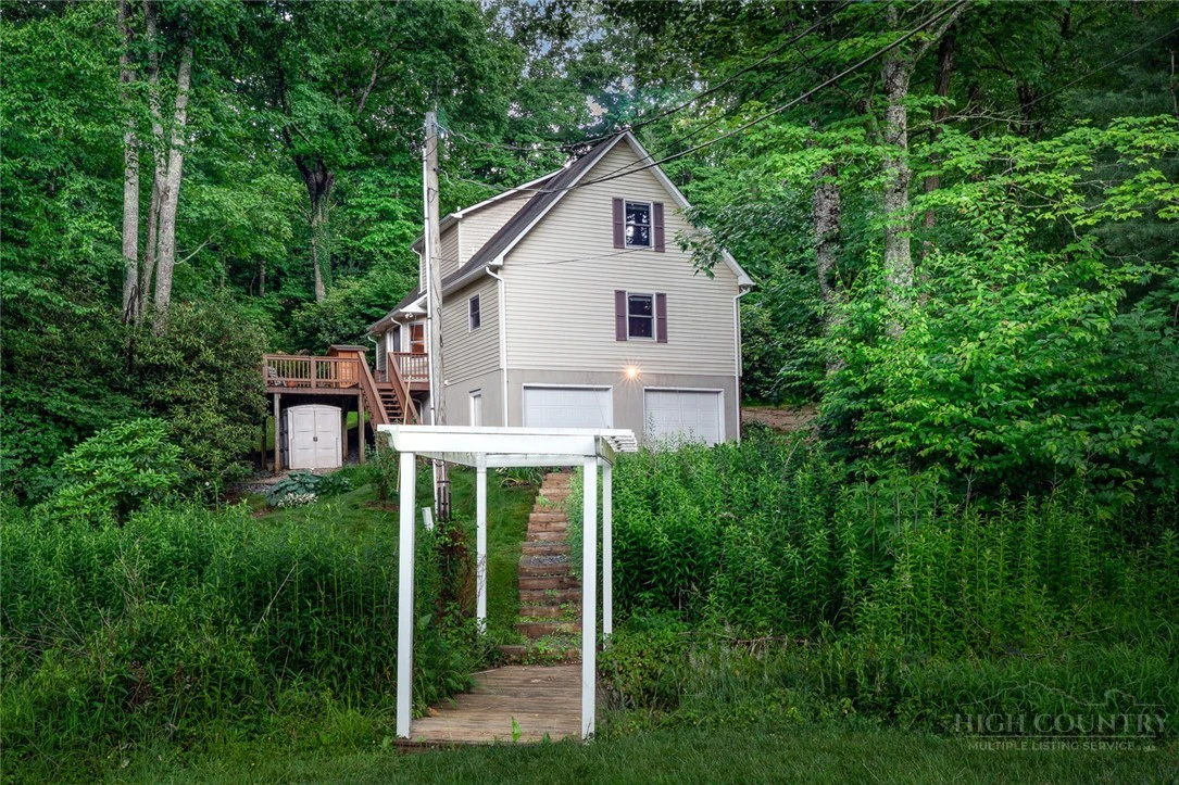Image number 12 for the current listing