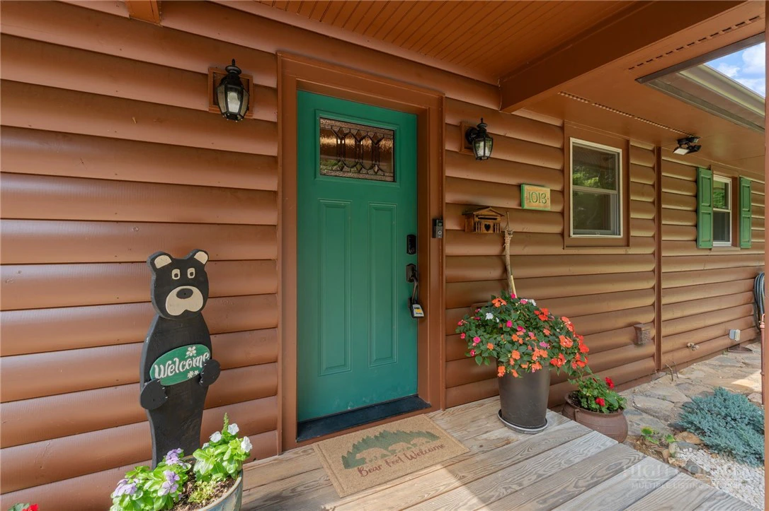 Image number 8 for the current listing