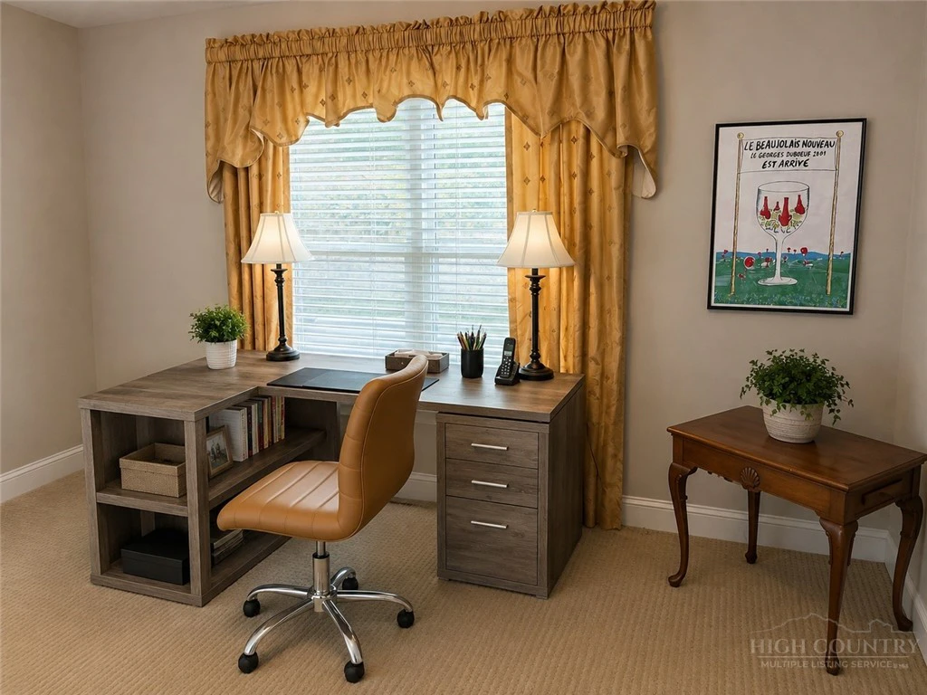 Image number 10 for the current listing
