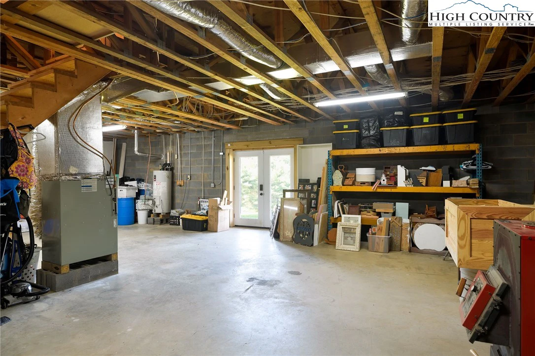 Image number 12 for the current listing