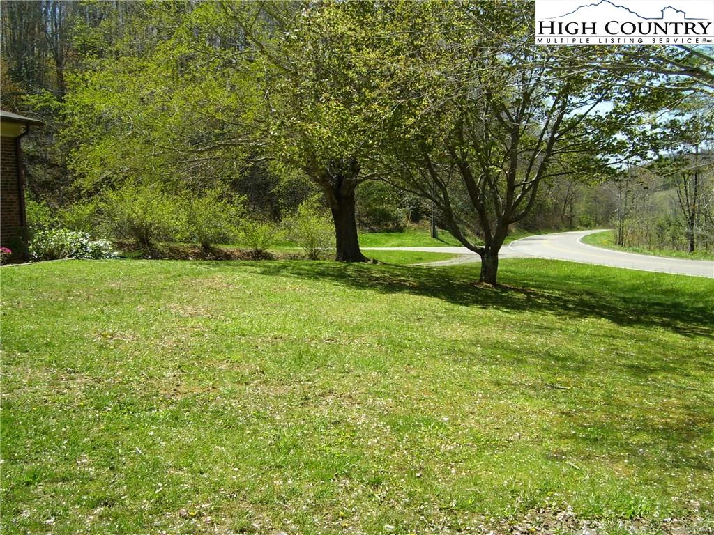 Image number 3 for the current listing