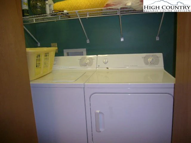 Image number 7 for the current listing