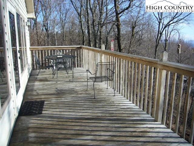 Image number 6 for the current listing