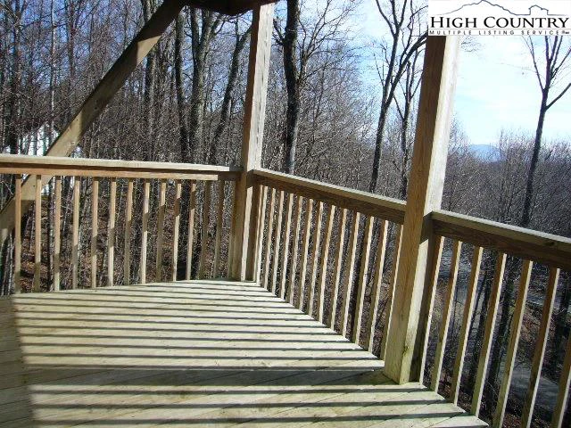 Image number 5 for the current listing