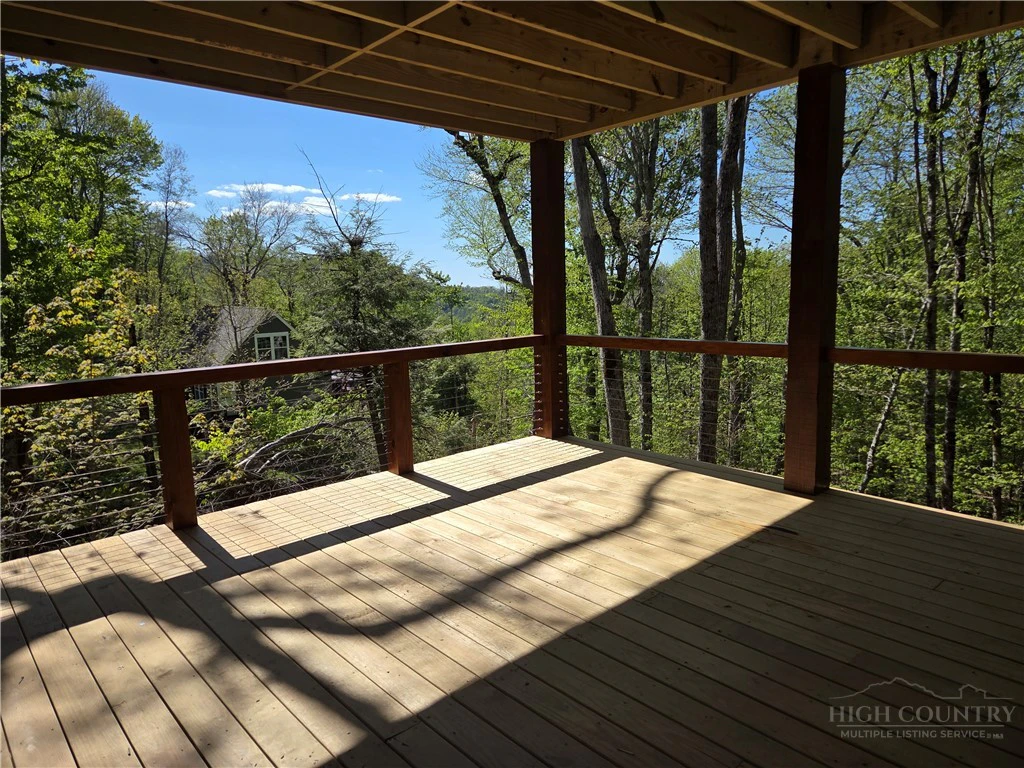 Image number 9 for the current listing