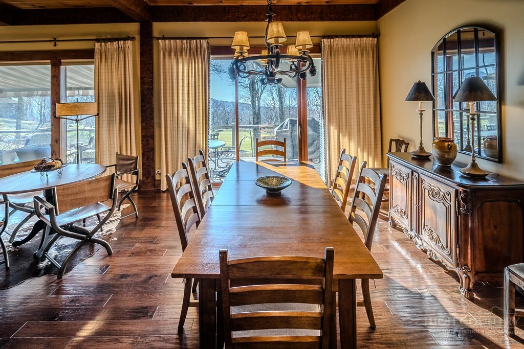 Image number 11 for the current listing