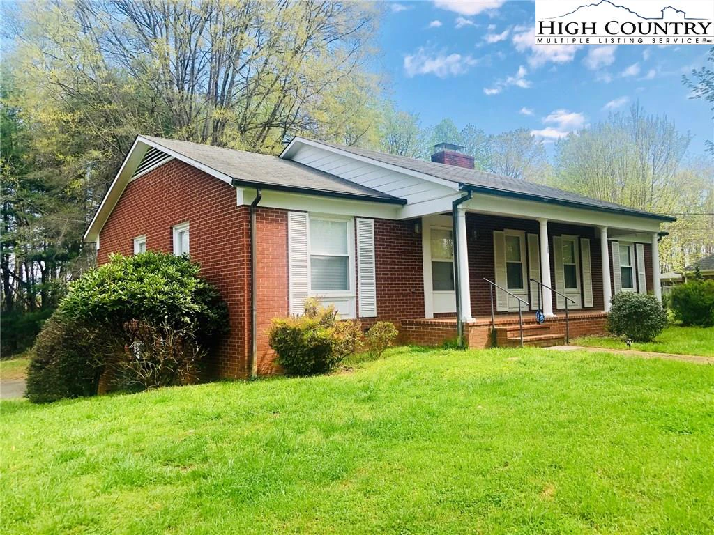 Image number 1 for the current listing