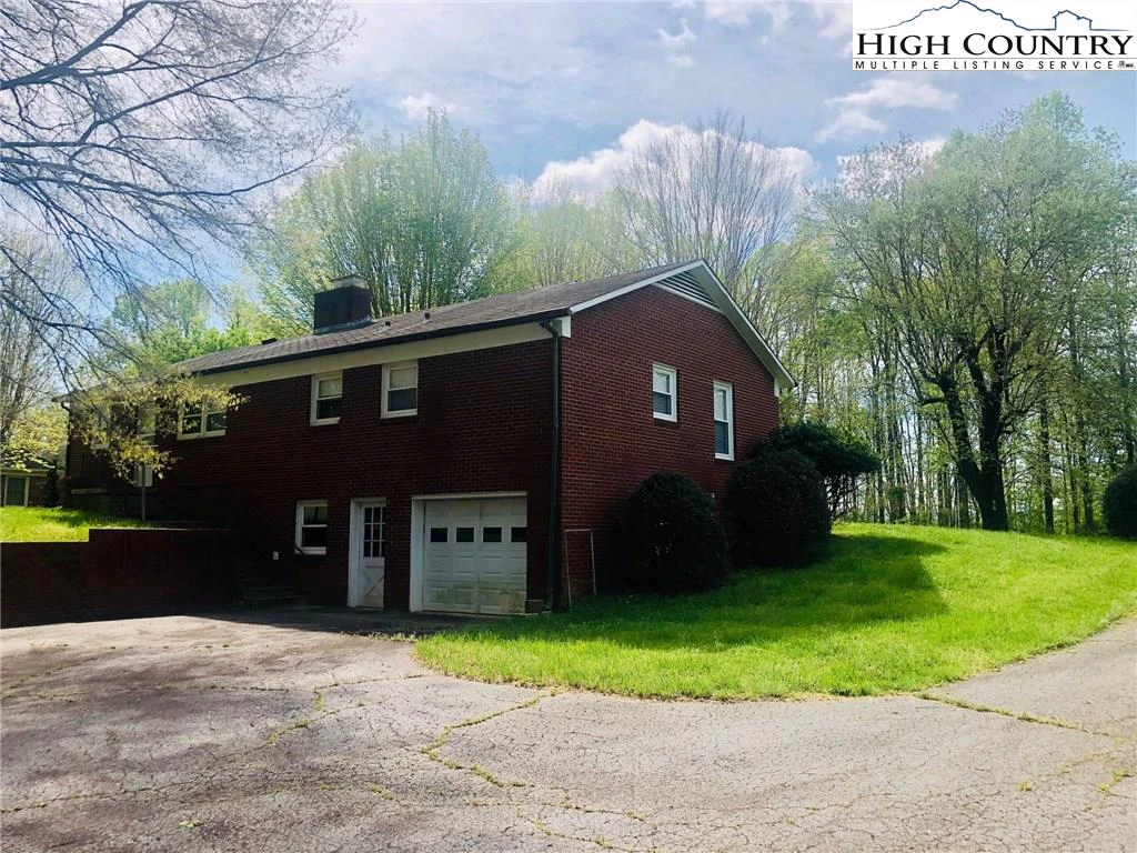 Image number 20 for the current listing