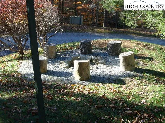 Image number 7 for the current listing
