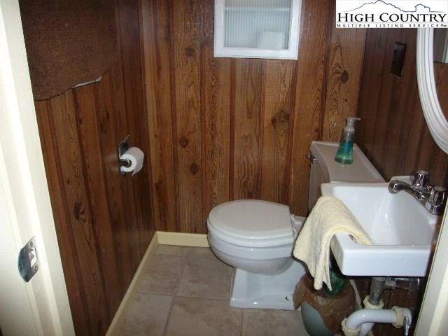 Image number 20 for the current listing