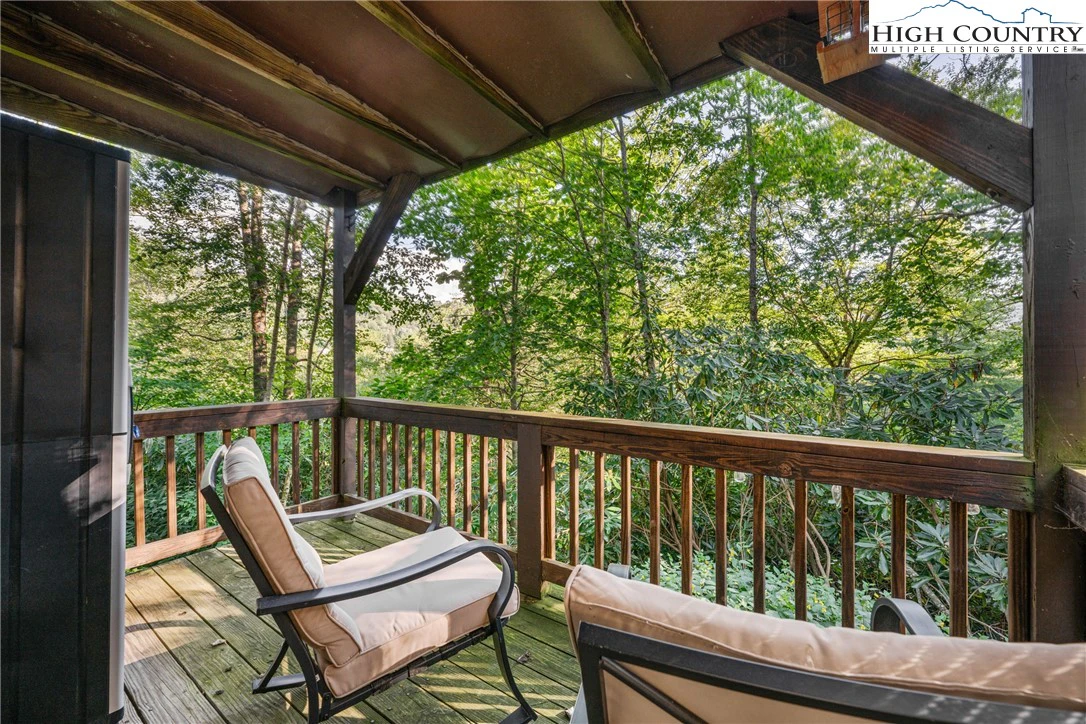 Image number 12 for the current listing