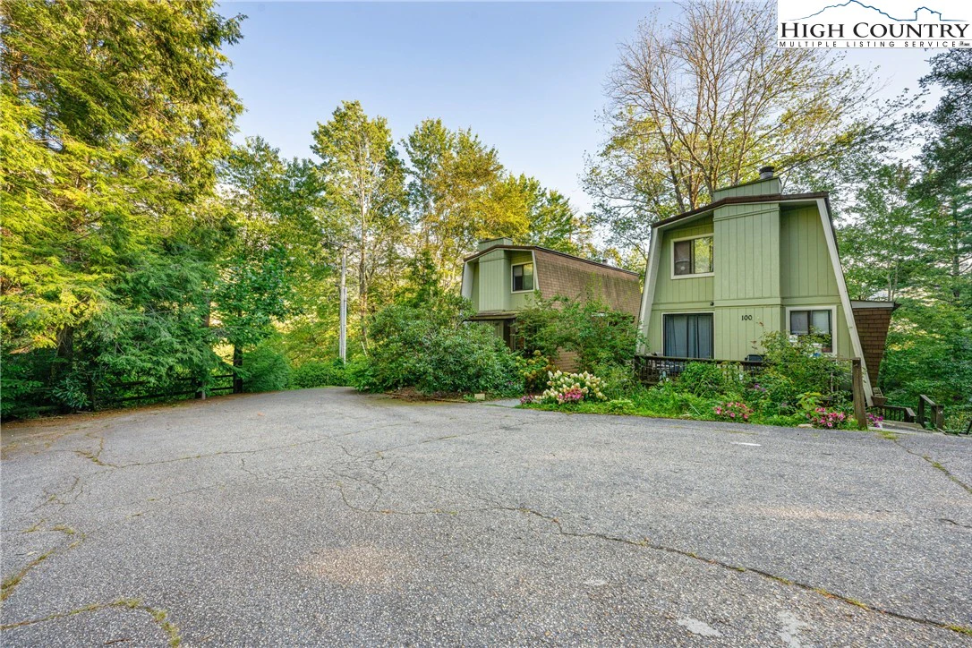 Image number 8 for the current listing