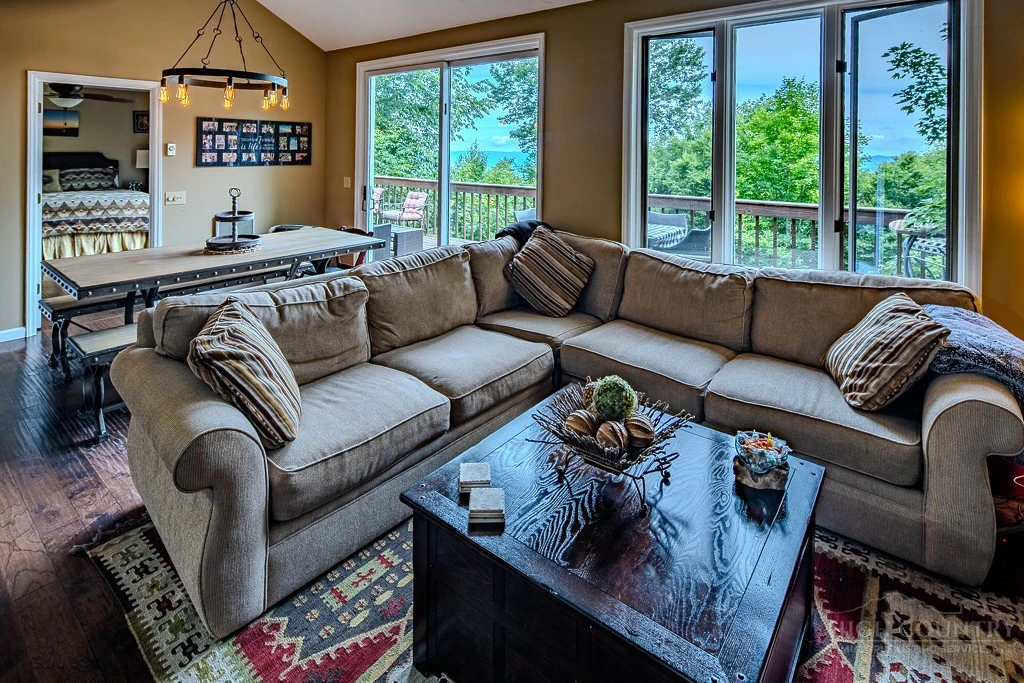 Image number 7 for the current listing
