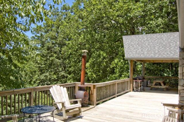 Image number 12 for the current listing
