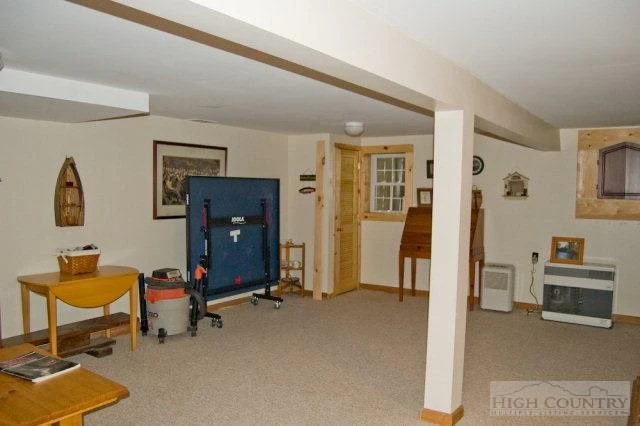 Image number 15 for the current listing