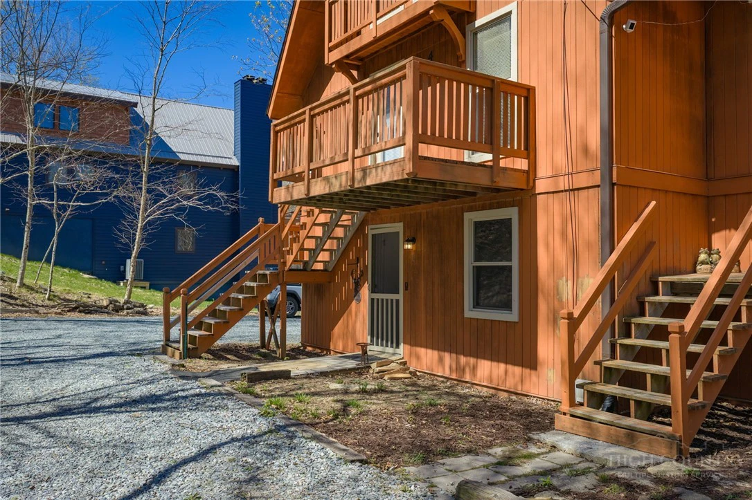 Image number 3 for the current listing