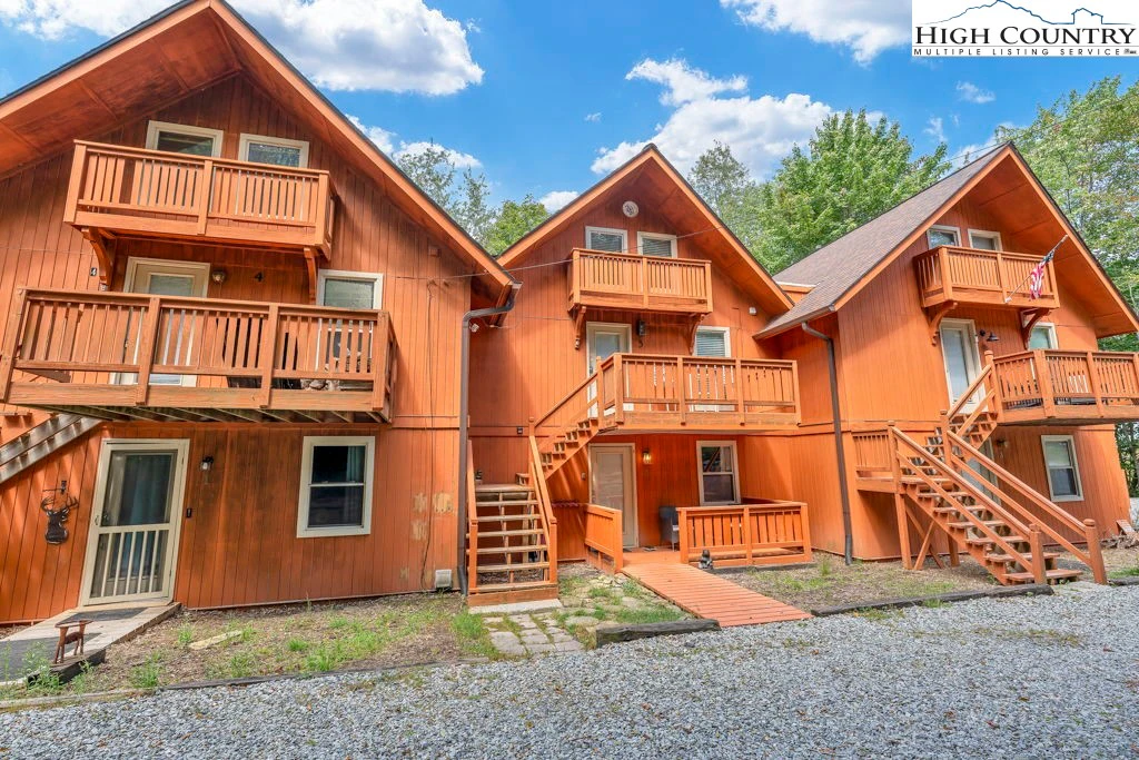 Image number 2 for the current listing