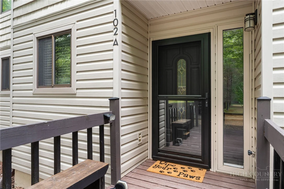 Image number 2 for the current listing