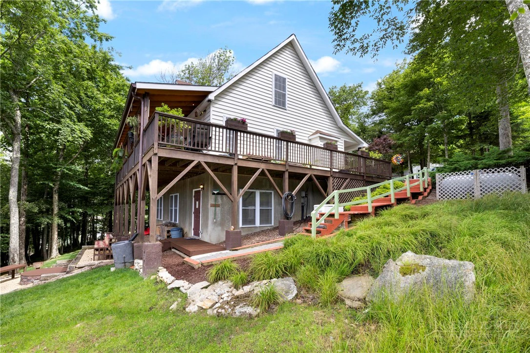 Image number 17 for the current listing