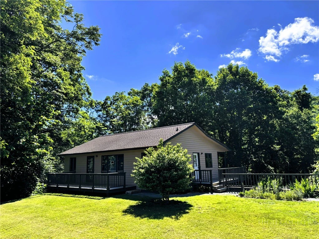 Image number 2 for the current listing