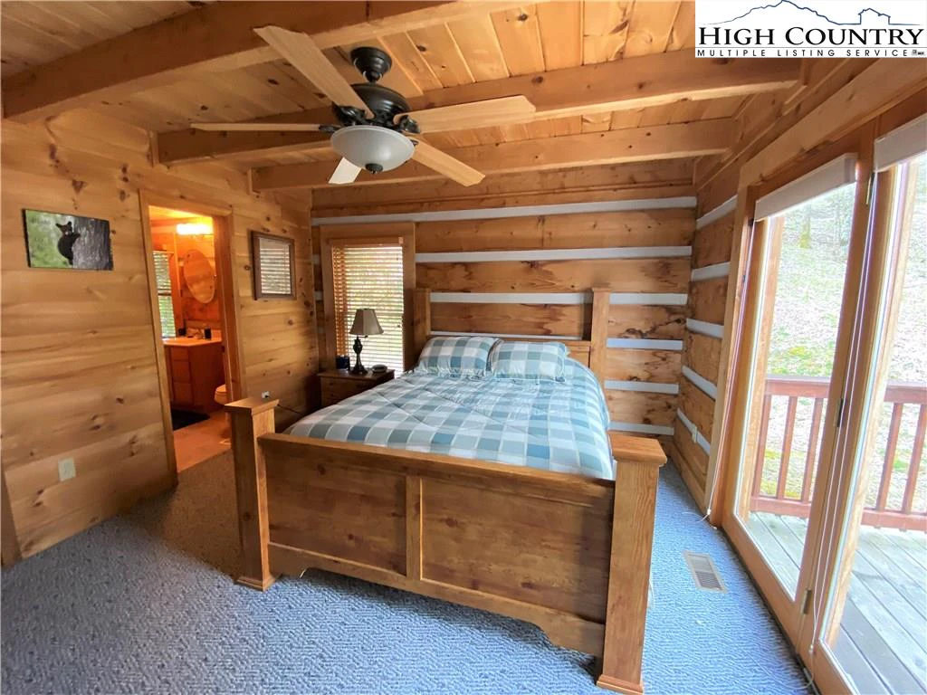 Image number 3 for the current listing