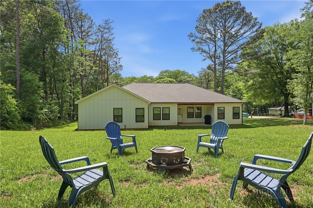 Image number 16 for the current listing