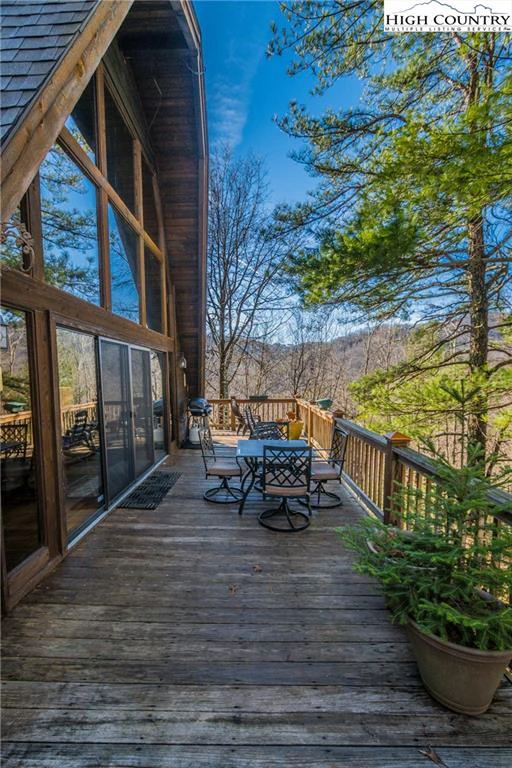 Image number 6 for the current listing