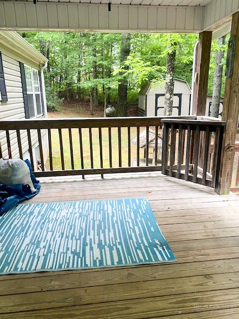Image number 19 for the current listing