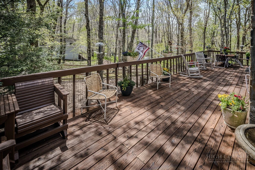 Image number 8 for the current listing