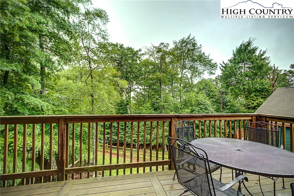 Image number 6 for the current listing