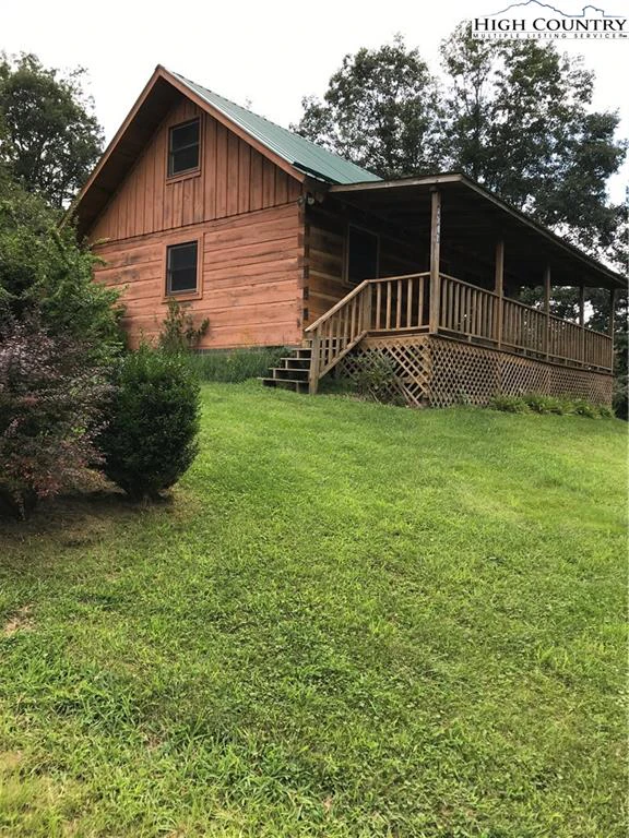 Image number 1 for the current listing