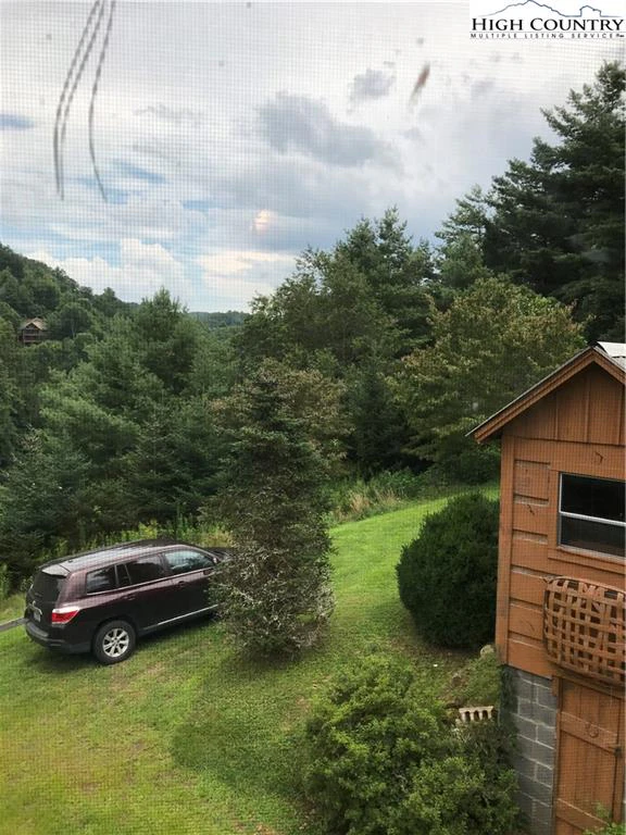 Image number 5 for the current listing