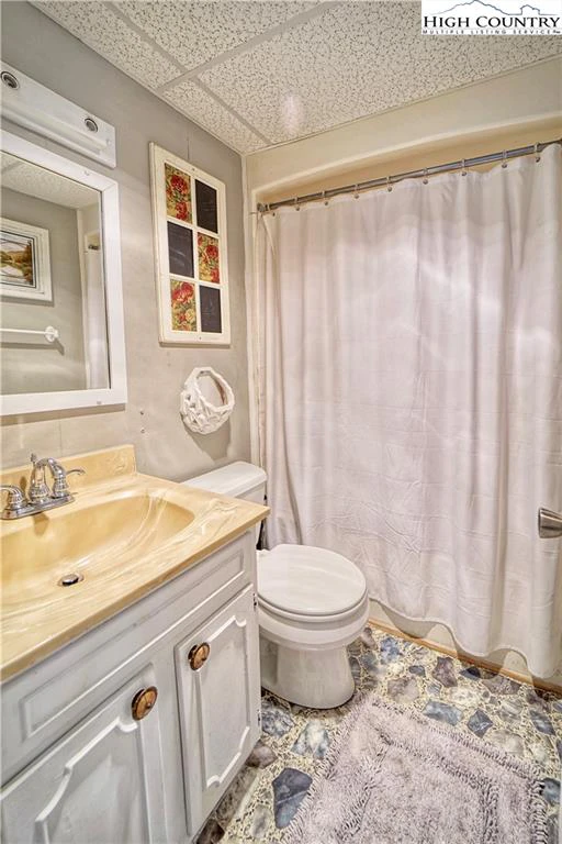 Image number 2 for the current listing