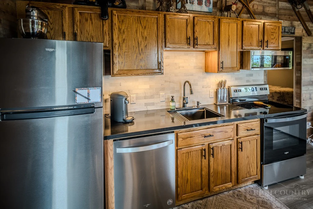 Image number 12 for the current listing