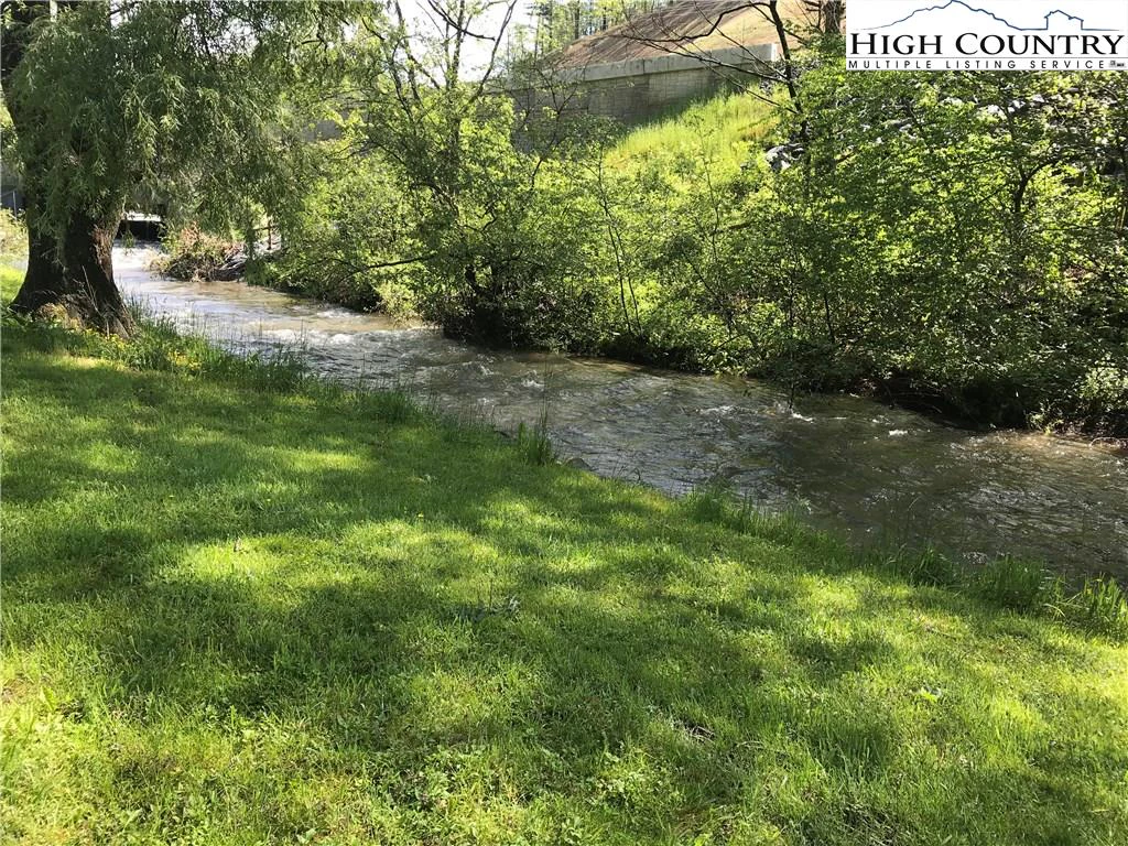 Image number 5 for the current listing