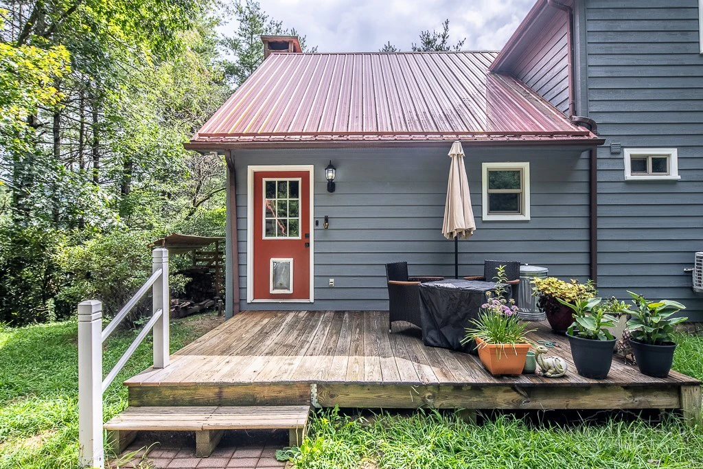 Image number 3 for the current listing
