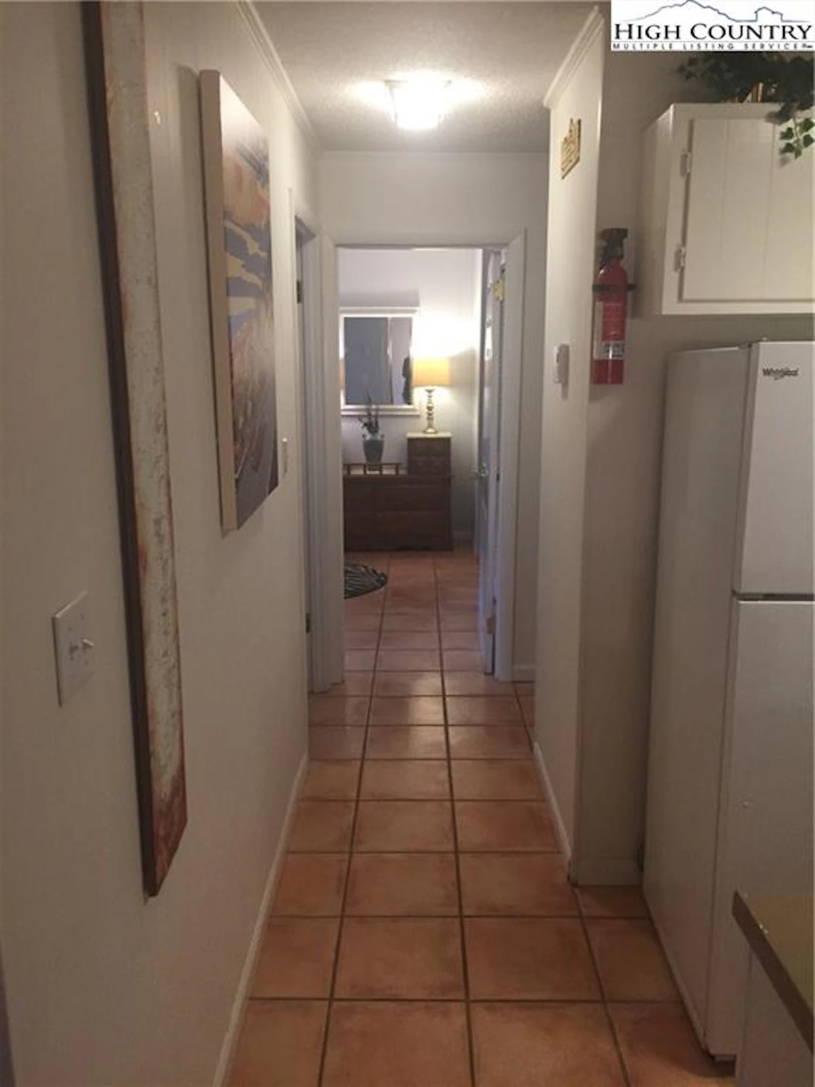 Image number 3 for the current listing