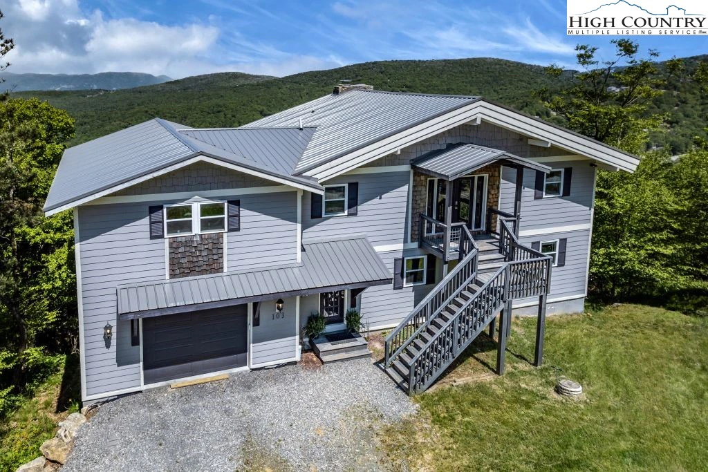 Image number 1 for the current listing