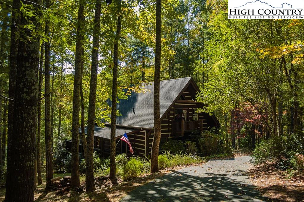 Image number 1 for the current listing