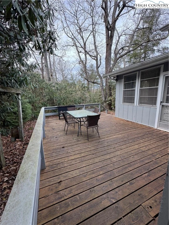 Image number 16 for the current listing