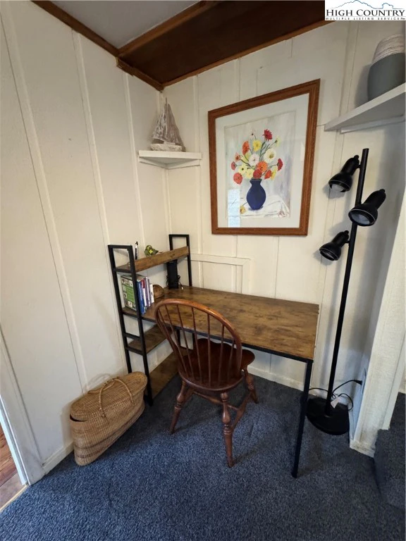 Image number 2 for the current listing