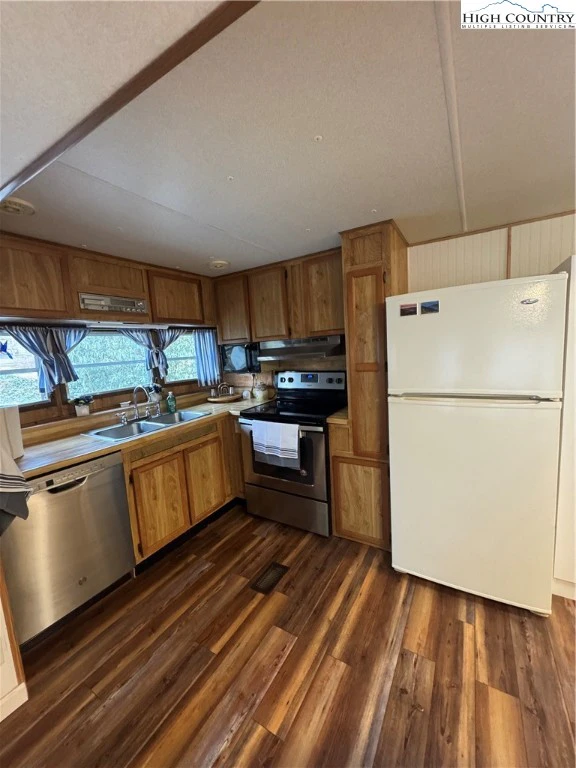 Image number 9 for the current listing