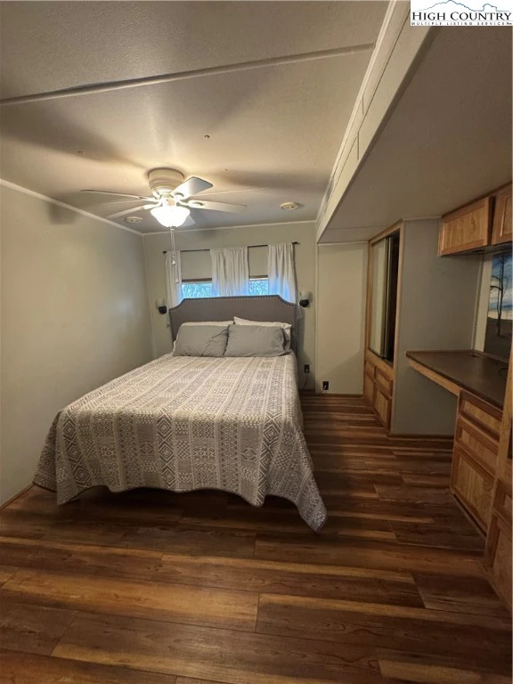 Image number 7 for the current listing